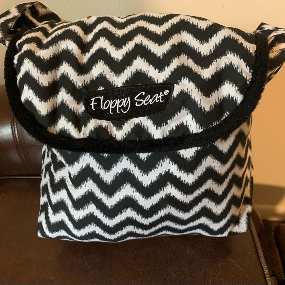 Floppy Seat